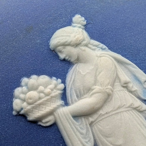 古董英國韋奇伍德餅乾桶 Jasperware 皇家藍色